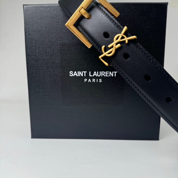 Saint Laurent Black Belt Bag with Gold Accents - Picture 4 of 6
